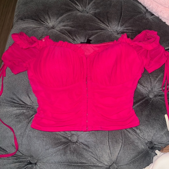 Off the shoulder, rouge, corset crop top - Picture 3 of 8